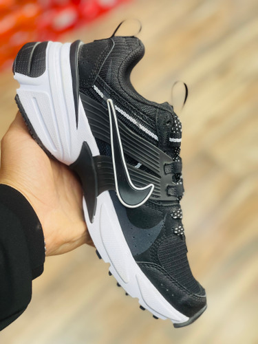 کفش کتونی اسپرت V2kوی تو کی نایکی2024 مشکی