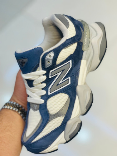 کفش کتونی اسپرت برند نیوبالانس مدل 9060 رنگ سرمه ای